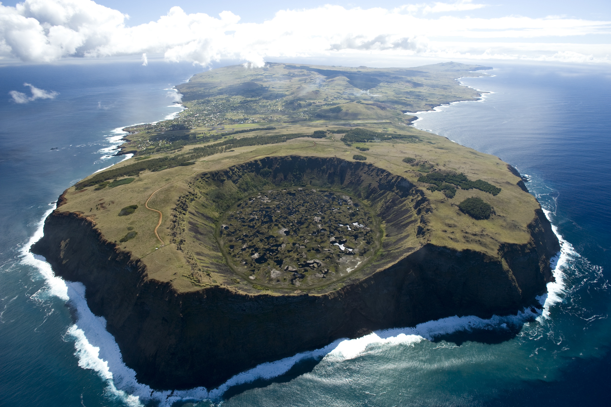 Explora Easter Island | Swoop Patagonia